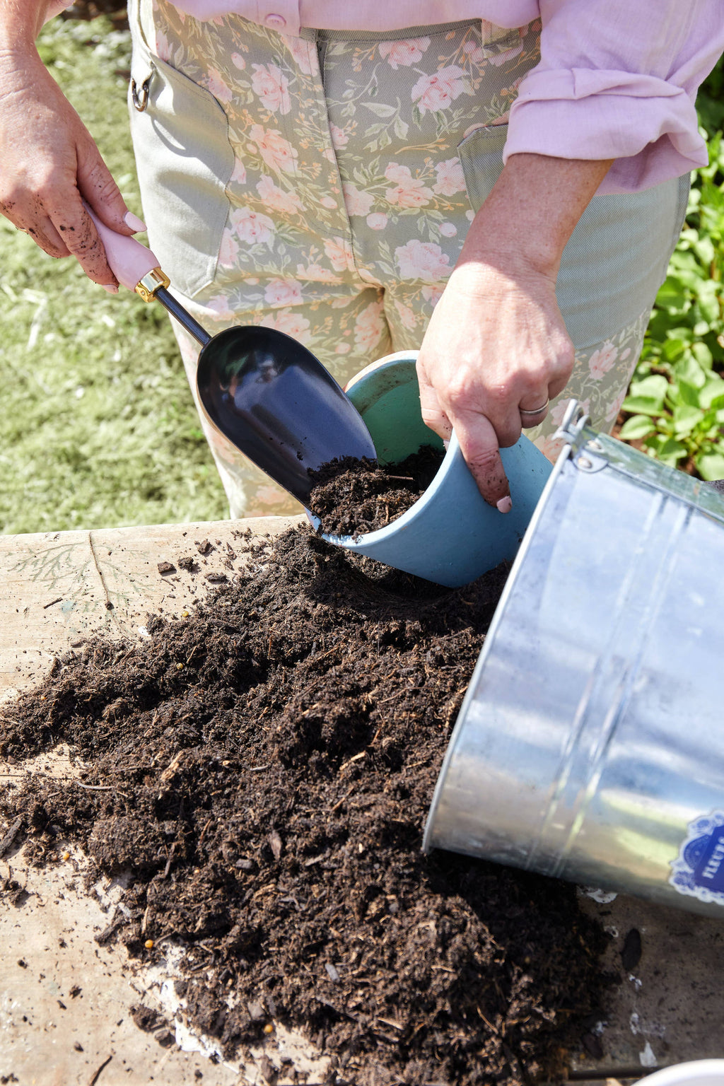 Lickity Split - Diggin' It Soil Scoop