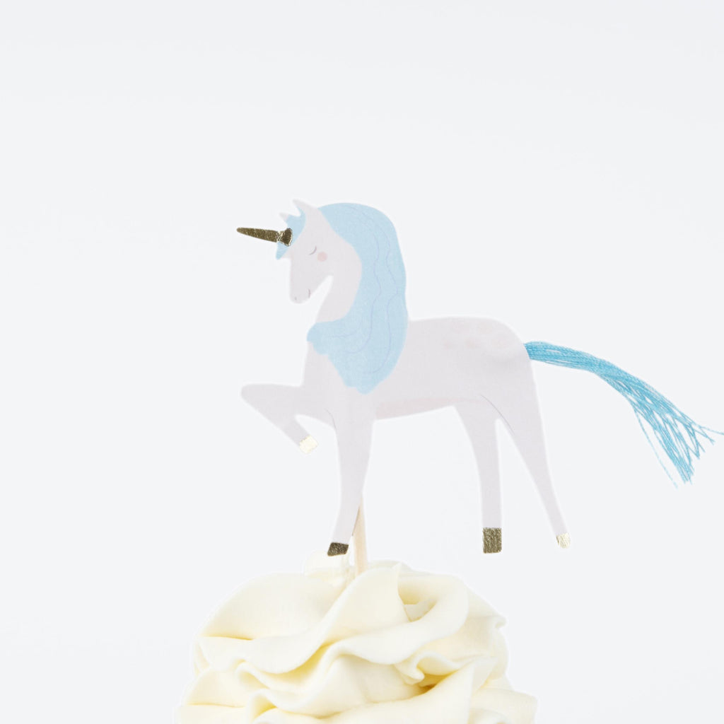 Meri Meri Meadow Unicorns Cupcake Kit (Pack of 24 toppers in 6 designs)